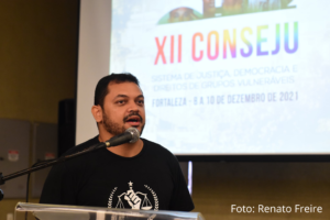 #PraCegoVer Alcides Campelo, Coordenador Geral do SINDJUD-PE.